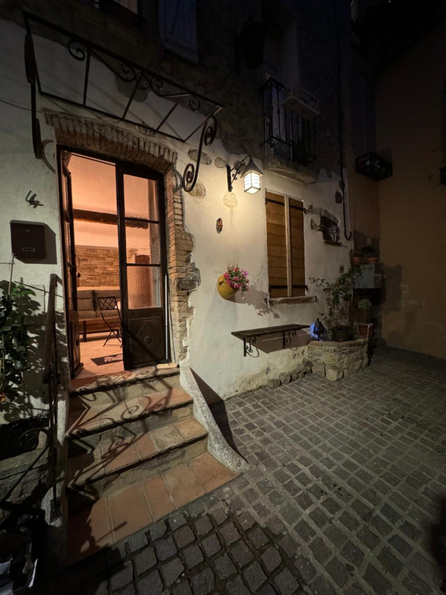 Apartamento Chez Kay Roquebrune-sur-Argens Exterior foto
