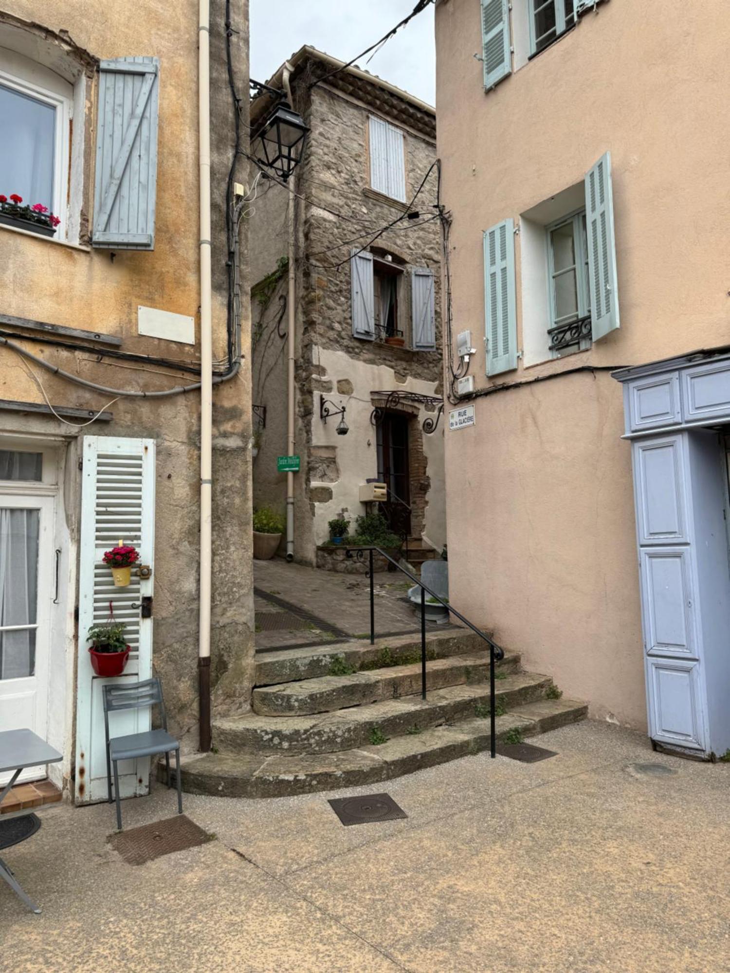 Apartamento Chez Kay Roquebrune-sur-Argens Exterior foto