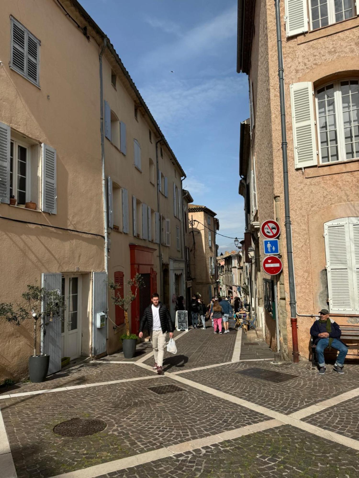 Apartamento Chez Kay Roquebrune-sur-Argens Exterior foto