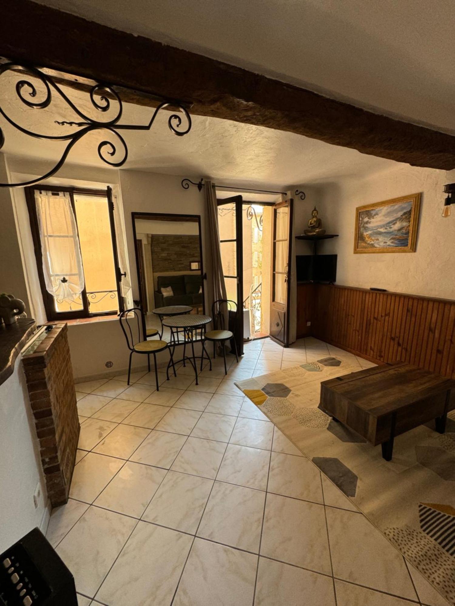 Apartamento Chez Kay Roquebrune-sur-Argens Exterior foto